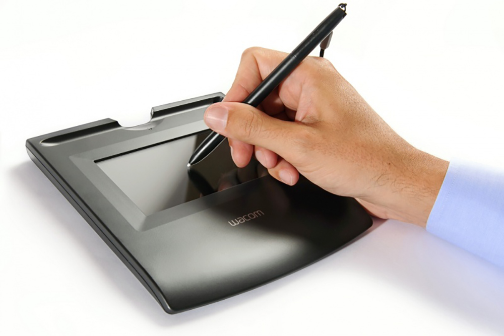 Firma digitale e consenso informato nello studio dentistico: come semplificare il processo e ridurre i rischi